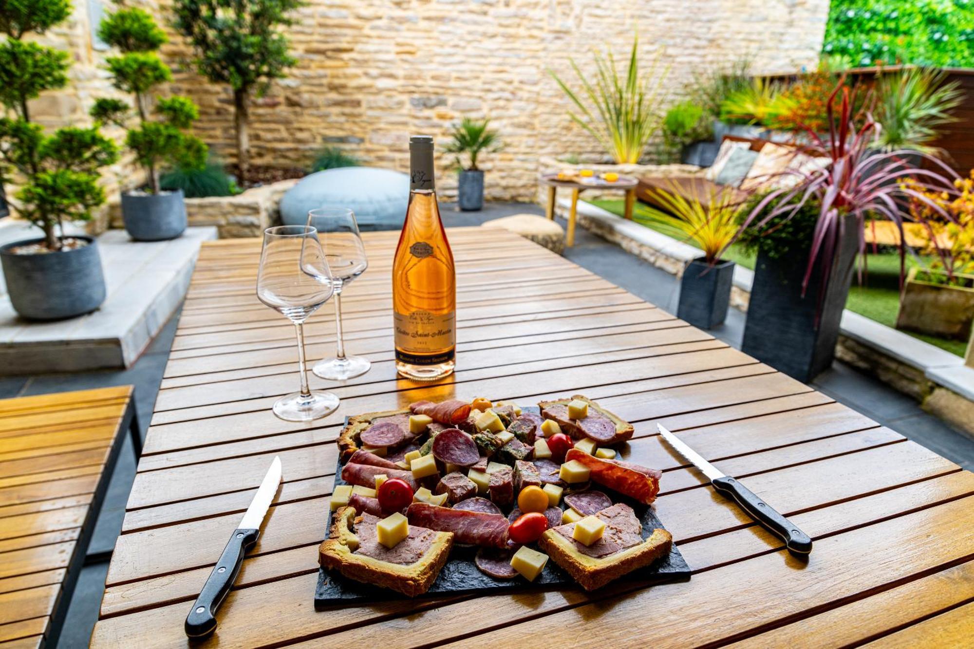 La Maison D'Ernest - Climatisee - Circuit Dijon Prenois Экстерьер фото